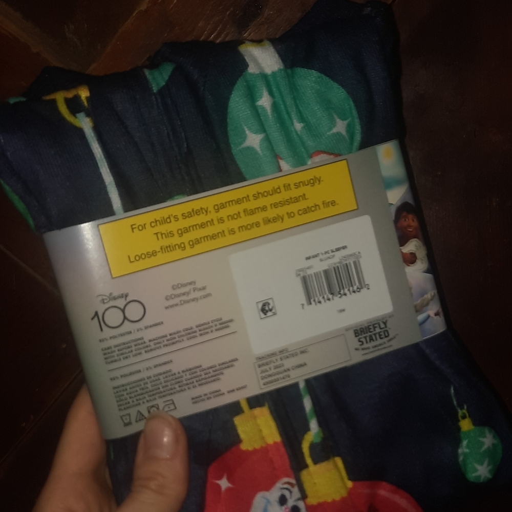 🍀3/15 🆕️ Disney Pajama 18M Baby Set - Picture 2 of 2